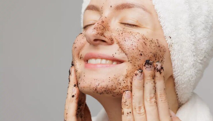 Doğanın mucizeleriyle cildiniz ışıl ışıl olsun: Evde uygulayabileceğiniz 5 doğal peeling tarifi