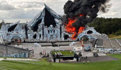 Dünyaca ünlü festivalde yangın çıktı: Sahne kullanılamaz hale geldi!