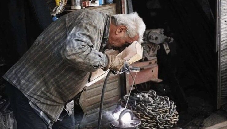 Emekli yılının acı bilançosu… Geçinemeyen yaşlılar çalışmak zorunda: Haziranda 15 yaşlı, iş cinayetinde yaşamını yitirdi