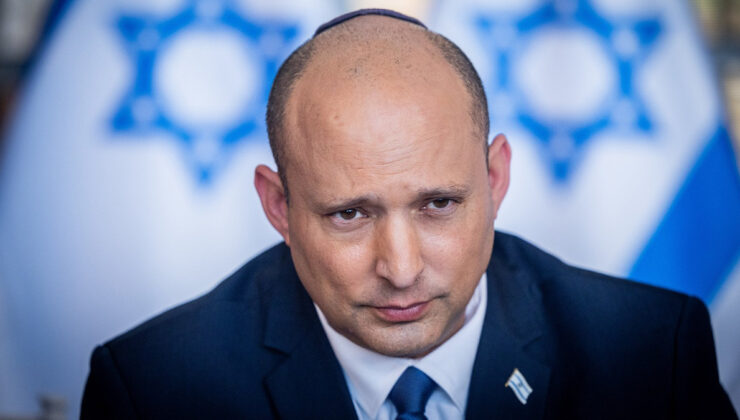 Eski İsrail Başbakanı Bennet, mevcut hükümetin değişmesi gerektiğini söyledi