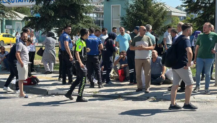 Feci kaza: Otobüs, akaryakıt tankerine çarptı… Çok sayıda yaralı var!