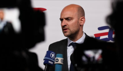 Fransa Dışişleri Bakanı, gıda dağıtım noktalarına giderken öldürülen Gazzelilere dikkat çekti