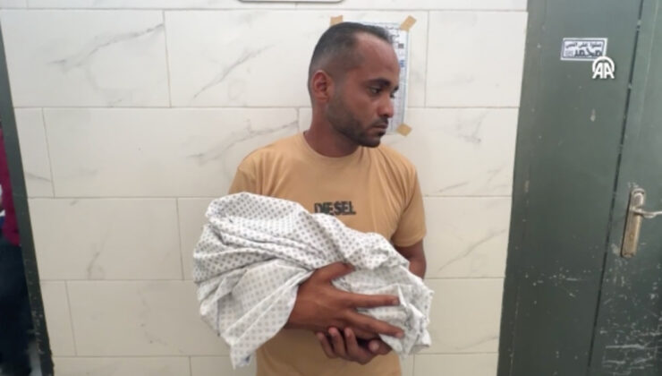 Gazze’de açlıktan bebeğini kaybeden babadan yürek parçalayan sözler