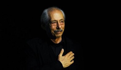 Genco Erkal anılıyor