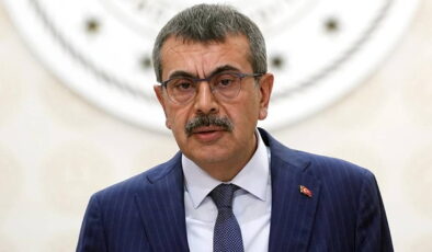 ‘Geri zekalıya anlatır gibi’ demişti… CHP’den, Bakan Tekin’e ‘LGS’ tepkisi: ‘Artık 1 dakika bile o koltukta oturamaz!’