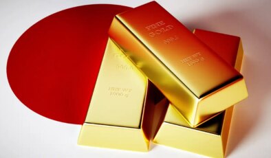 Gram altın rekor tazeledi: Japonya seçimleri sonrası zirveye çıktı!