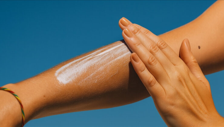 ‘Güneş yanıkları yıllar sonra kanser yapabiliyor’ uyarısı