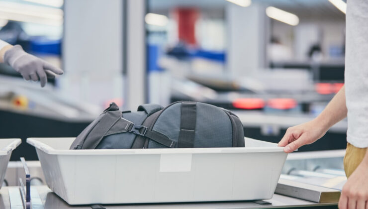 Havalimanlarında yeni dönem: Avrupa Birliği harekete geçti! O kural tamamen kalkıyor