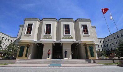 İçişleri Bakanlığı’ndan ‘Atatürk fotoğrafı’ açıklaması: ‘Amaç siyasi partilerin değil, Türk bayrağının kullanılmasıdır’