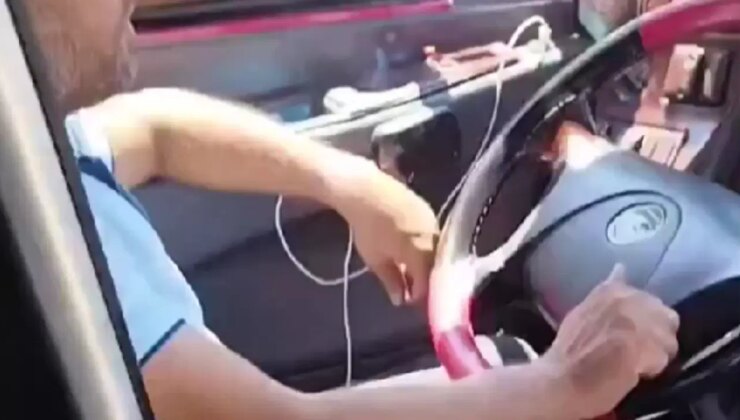 İETT, sürüş sırasında sigara içen şoförün sertifikasını iptal etti