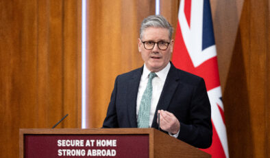 İngiltere Başbakanı Starmer: İki devletli çözüm olmadan kalıcı barış olamaz