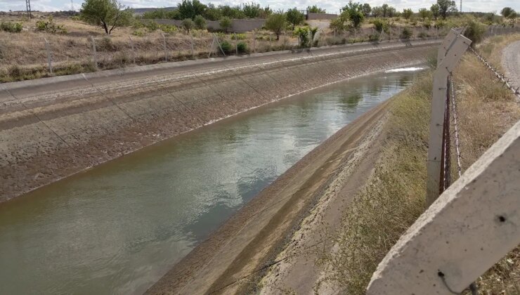 İşçiler sulama kanalına düştü… 1 kişi kayıp!
