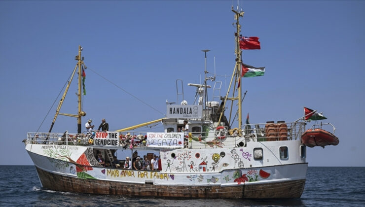 İsrail, Gazze’ye insani yardım götüren Hanzala gemisine baskın düzenledi