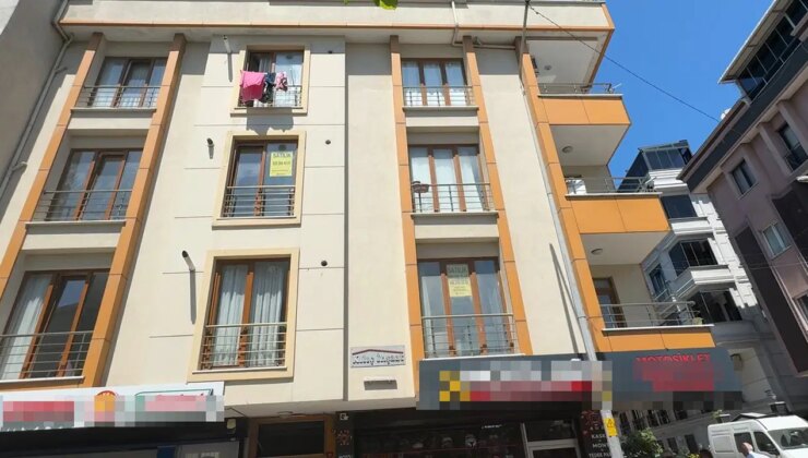 İstanbul’da ‘çöp ev’ iddiası: Satılık daireleri almaya gelenler, durumu öğrenince vazgeçiyor