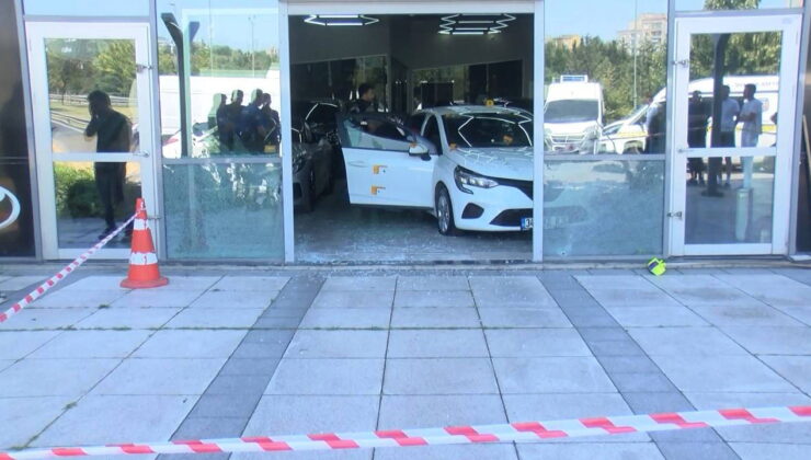 İstanbul’da oto galeriyi kurşunladılar… Yaralı var!