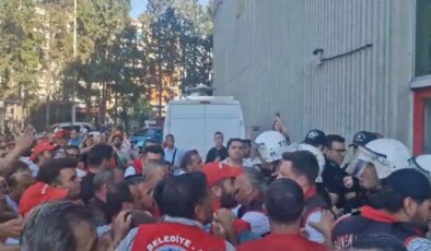 İşten çıkarılan işçiler meclis salonuna girmek isteyince arbede çıktı