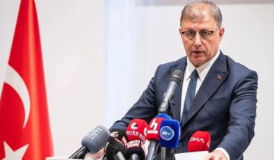 İzmir Büyükşehir Belediye Başkanı Cemil Tugay’dan o iddiaya yalanlama: ‘Hiçbir suç duyurusunda bulunmadık’