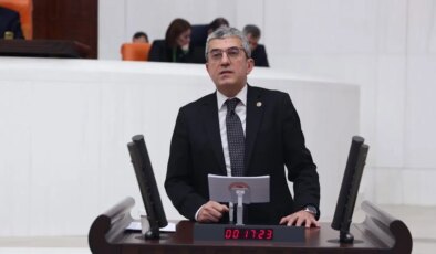 İzmir’de CHP operasyonuna tepki yağıyor… CHP’li Günaydın: ‘Operasyon açık, zamanlama manidar’