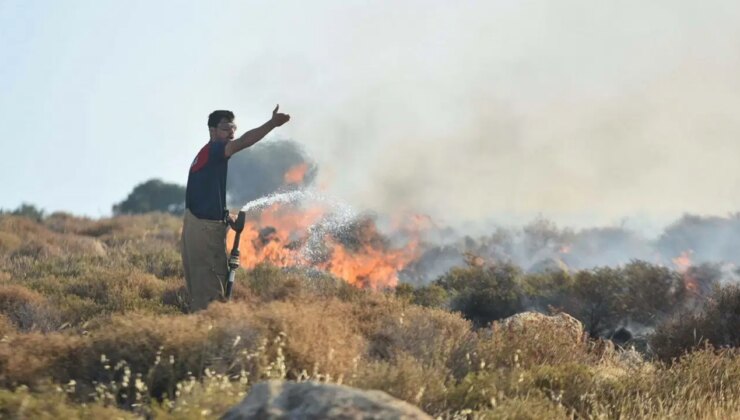 İzmir’deki orman yangını 2’nci gününde!