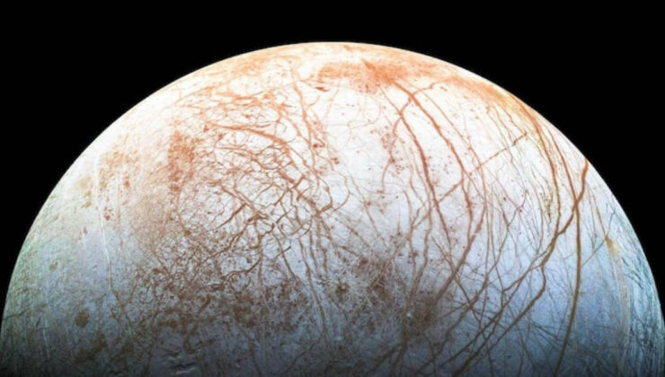 Jüpiter’in uydusu Europa’nın gizemi nihayet çözülüyor