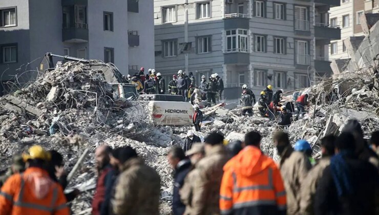 Kahramanmaraş depremlerinde 25 kişiye mezar oldu: Pamukkale Sitesi davasında firari müteahhit hala yakalanamadı!