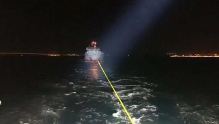 Kargo gemisi Çanakkale Boğazı’nda arızalandı!