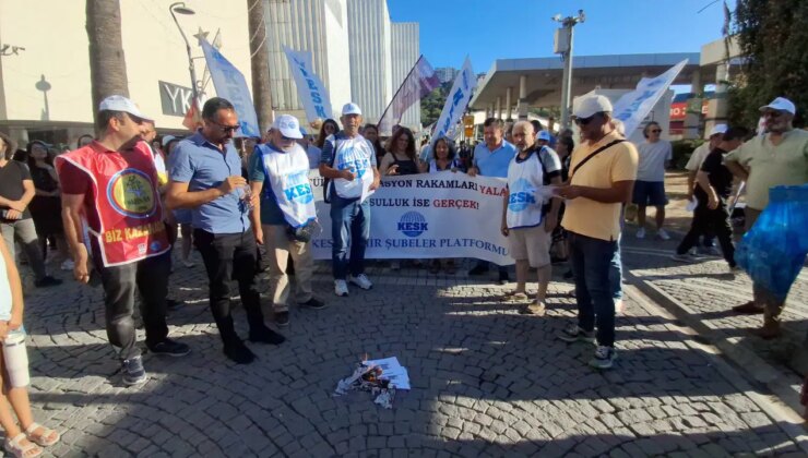 KESK İzmir maaş bordrosu yaktı: ‘Sefaleti kabul etmiyoruz’