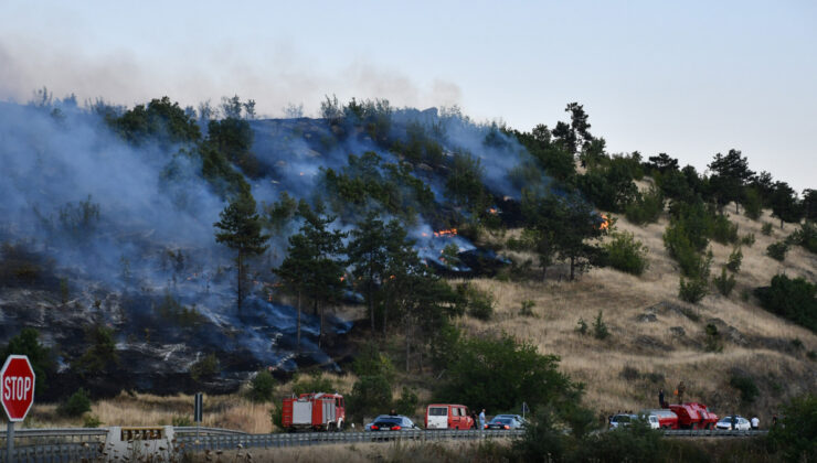 Kuzey Makedonya ile Kosova arasındaki sınır kapısı yeniden açıldı