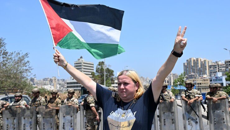 Lübnanlılardan Gazze’ye destek: Gösteri düzenlendi