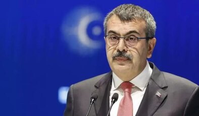 Milli Eğitim Bakanı Yusuf Tekin’in dili sürçtü: ‘Soruları bizim imam hatip okullarımızdaki öğretmenlerimiz hazırlıyor’