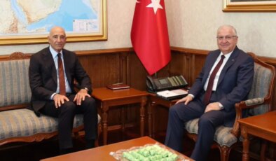 Milli Savunma Bakanı Güler, ABD’nin Ankara Büyükelçisi Barrack’ı kabul etti