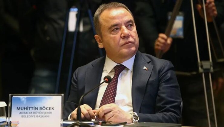 Muhittin Böcek görevden uzaklaştırılmıştı: Antalya Büyükşehir Belediyesi Başkanvekilliğine Büşra Özdemir seçildi
