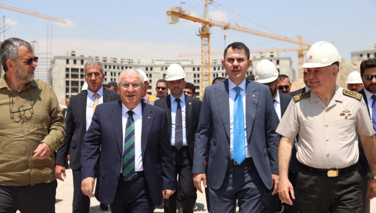 Murat Kurum ve Yaşar Güler, Ay Yıldız Yerleşkesi’ni inceledi