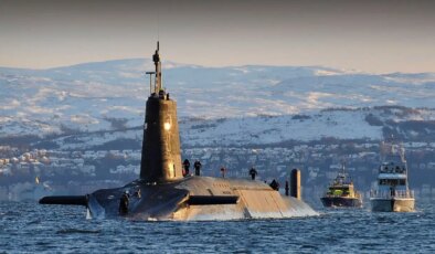 Nükleer denizaltıda bomba ihbarı krizi: Donanma ayağa kalktı