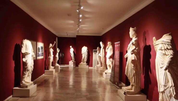 Ödüllü yapı, Kültür ve Turizm Bakanlığı kararıyla ziyaret edilemeyecek: Antalya Müzesi kapandı