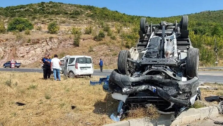 Otostop çekerek bindiği kamyonet kazaya karıştı!