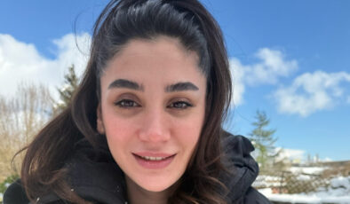 Oyuncu Sitare Akbaş, evleniyor! Sevgilisi Cengiz Orhonlu ile nişanlandı