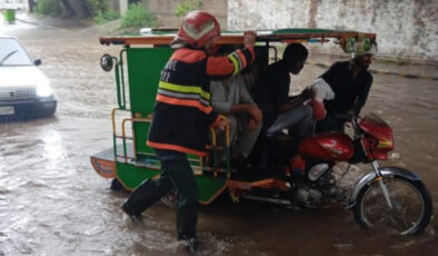 Pakistan’da muson yağmurları etkili oldu: Can kaybı 87’e ulaştı