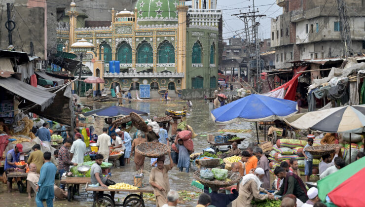 Pakistan’da sel felaketi: Can kaybı 266’ya yükseldi