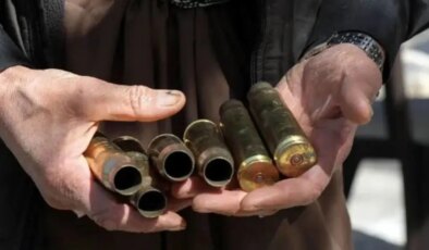 PKK terör örgütünün silah bırakmaya başlaması siyaseti ve bölgeyi hareketlendirdi