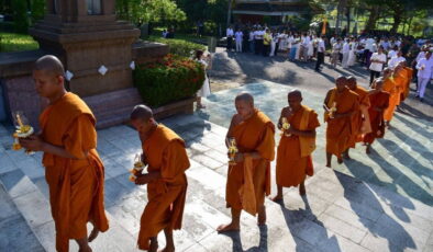 Rahipleri cinsel ilişki yoluyla tuzağa düşürdü: Dev dolandırıcılık ağı ortaya çıktı
