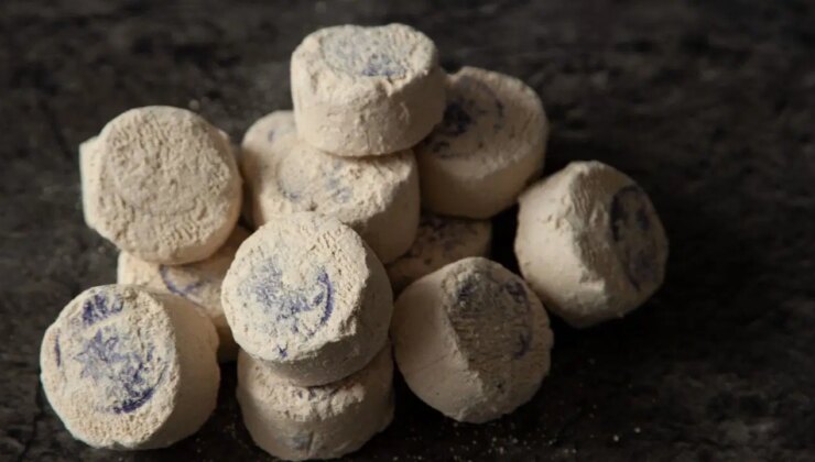 Ruşur taşı nedir? Ruşur taşı nasıl kullanılır? Ruşur taşının faydaları ve zararları nelerdir?