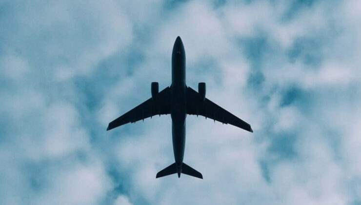 Rusya’da 46 kişiyi taşıyan uçak kayboldu: Hava trafiği askıya alındı