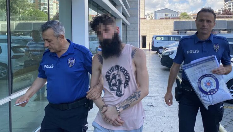 Samsun’da dehşet: Yeğeniyle sevgili olduğu için kapısına geleni bıçakladı