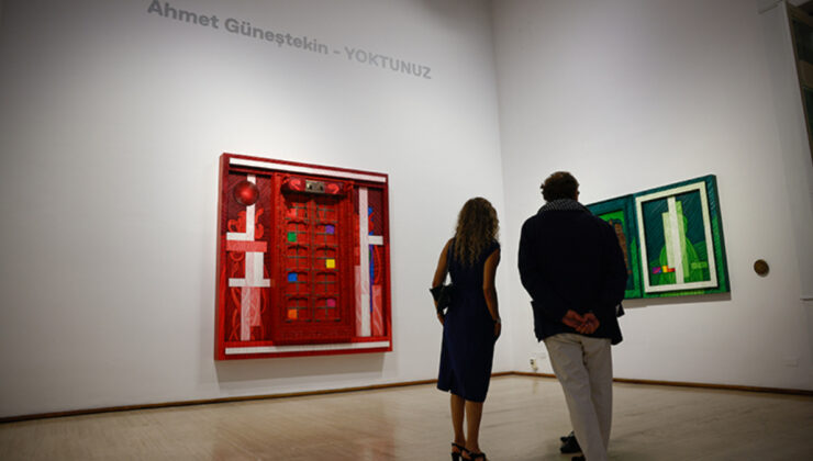 Sanatçı Ahmet Güneştekin, son kişisel sergisini Roma’da açtı