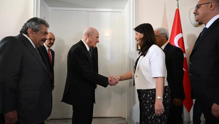 ‘Silah bırakma’ sonrası ilk kez: DEM Parti heyetinden, MHP lideri Devlet Bahçeli’ye ziyaret