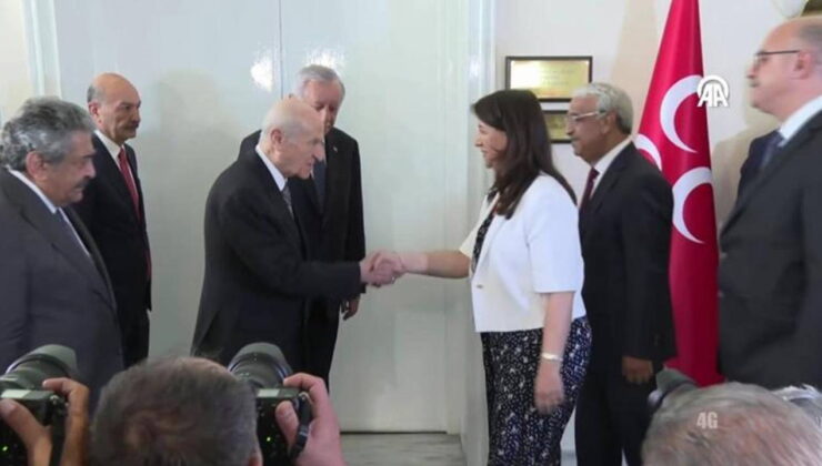 ‘Silah bırakma’ sonrası ilk kez: DEM Parti heyetinden, MHP lideri Devlet Bahçeli’ye ziyaret