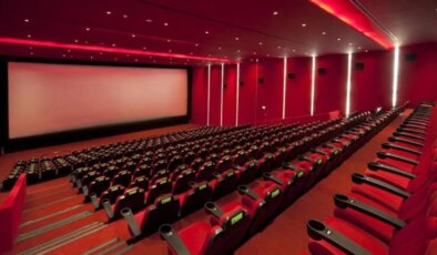 Sinema biletleri el yakıyor: Son 25 yılın en pahalı dönemindeyiz!