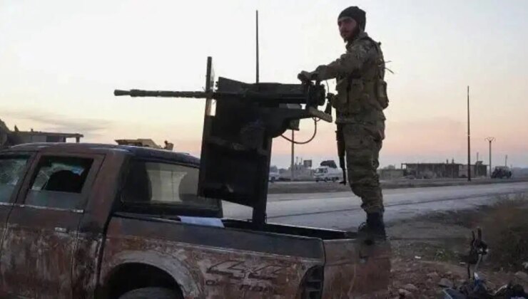 Suriye ‘birliğini’ sağlayabilecek mi: ‘Dış ve iç söylemler örtüşmüyor’