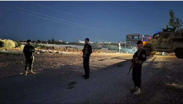 Suriye İçişleri Bakanlığı, Suveyda’daki çatışmalarda 30 kişi öldüğünü açıkladı